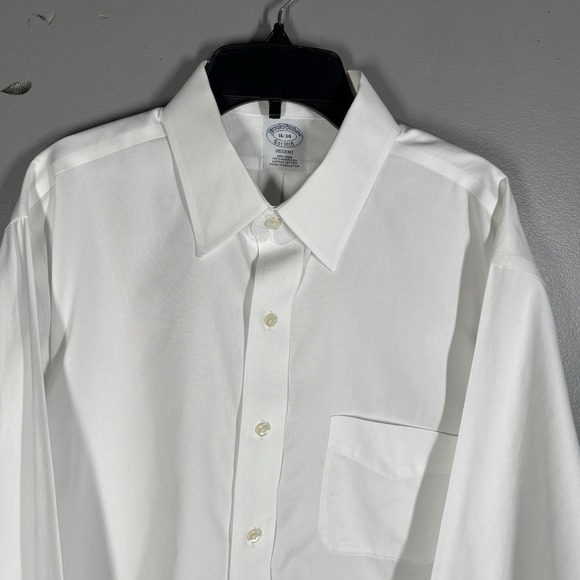 Brooks Brothers Shirt Men's 16-34 White Button Down Collar Dressy Business - Picture 3 of 6